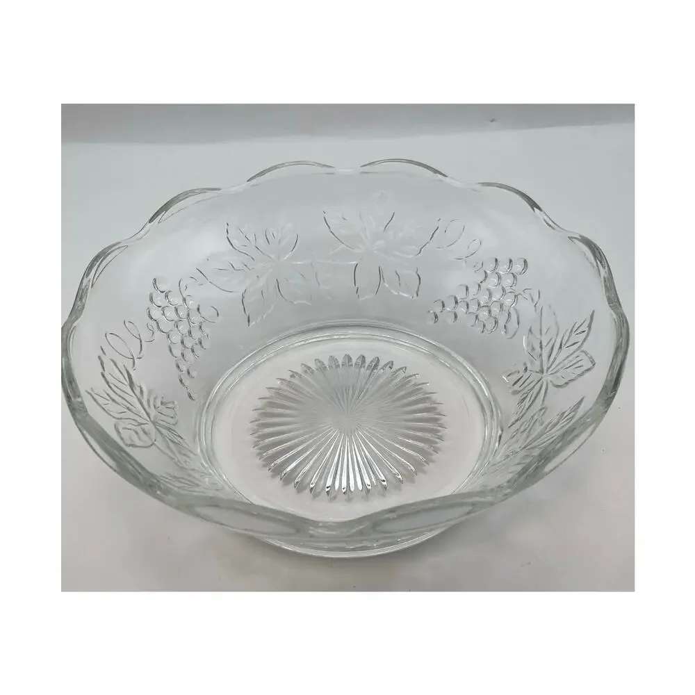 Vintage Clear Pressed Glass Anchor Hocking Grapevine with Scalloped Rim Bowl